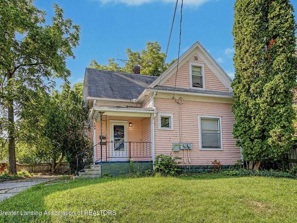 139 Woodlawn Avenue, Lansing, MI 48910