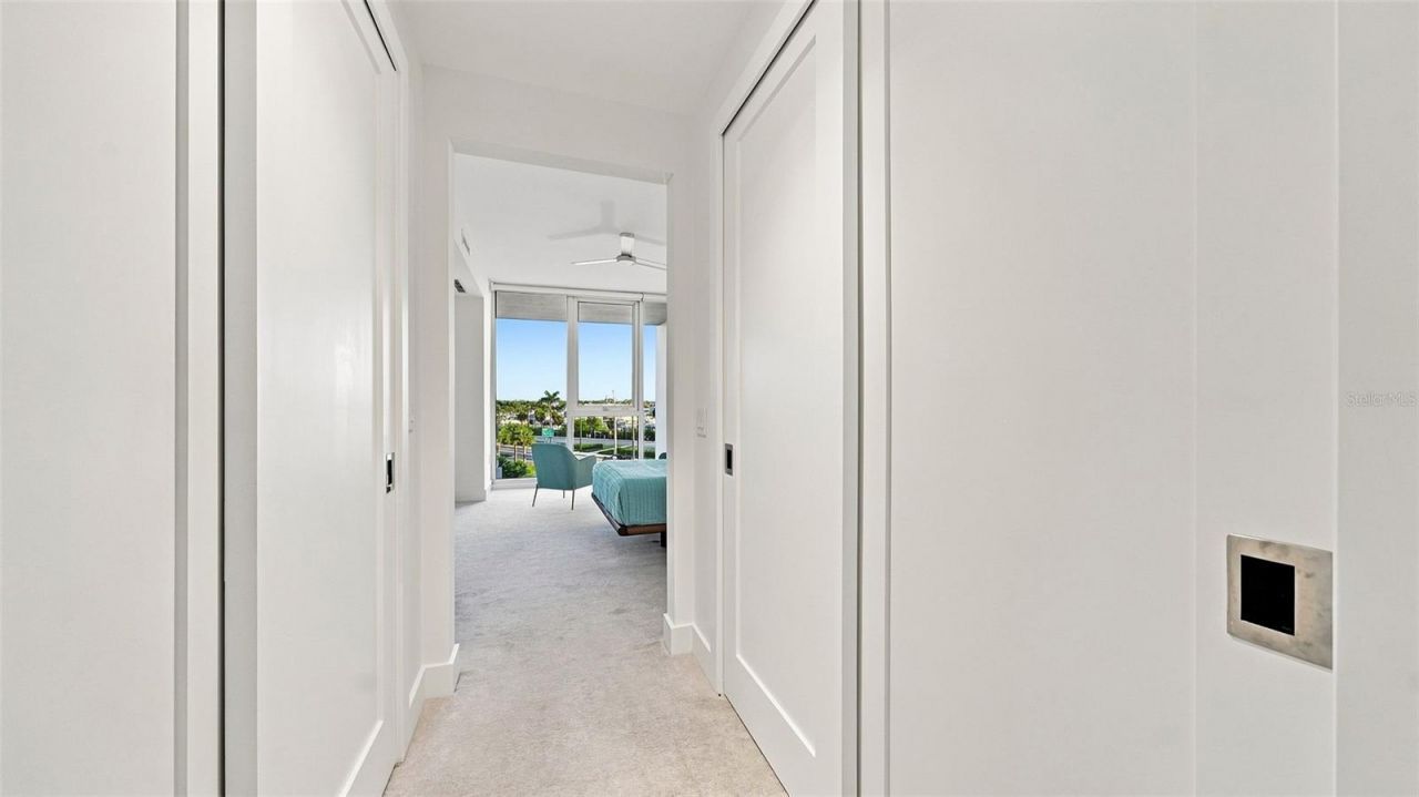1155 N Gulfstream Avenue, Unit 308, Sarasota, FL 34236 Photo