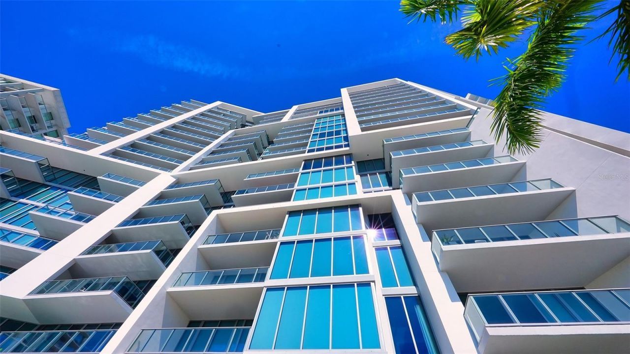 1155 N Gulfstream Avenue, Unit 308, Sarasota, FL 34236 Photo