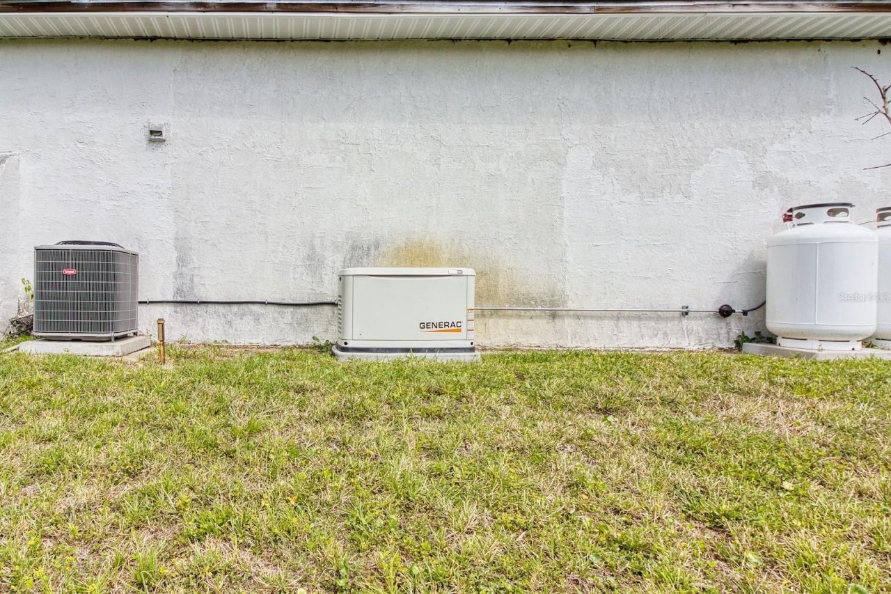 1690 James Street, New Smyrna Beach, FL 32168 Photo