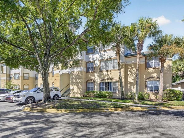 17108 CARRINGTON PARK DRIVE , Unit 724, TAMPA, FL 33647