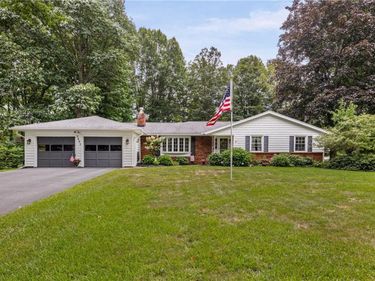 2095 English Road, Rochester, NY 14616