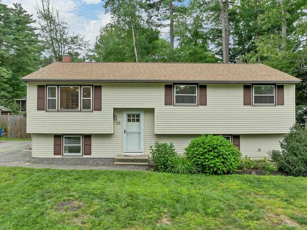 25 Briar Cliff Drive, Milford, NH 03055