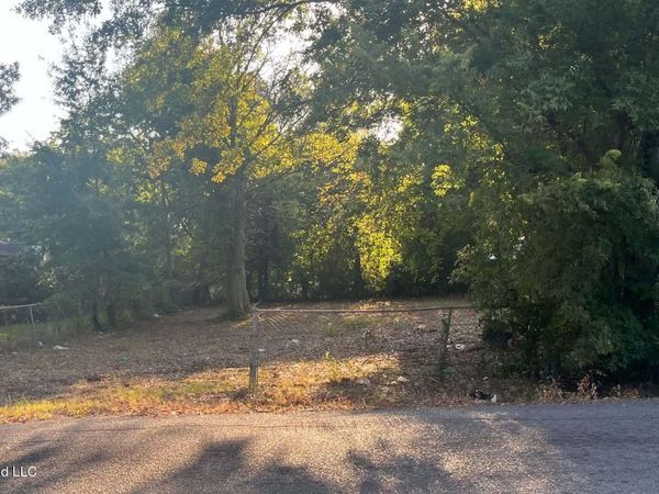 522 2nd Street, Greenville, MS 38701