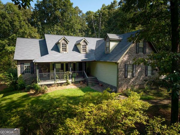 1371 Pickett Bridge Road, Covington, GA 30016
