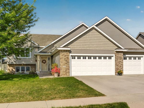 3799 Odyssey Drive SW, Rochester, MN 55902