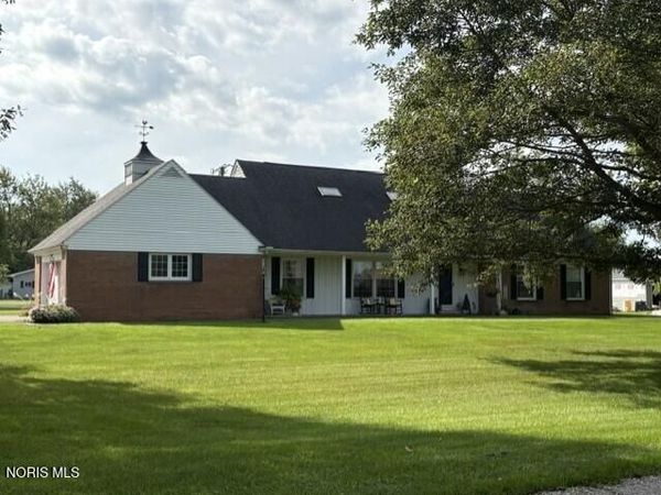433 S Wilhelm Street , Holgate, OH 43527