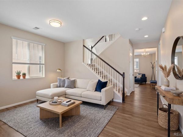 24231 E 40th Avenue , Aurora, CO 80019