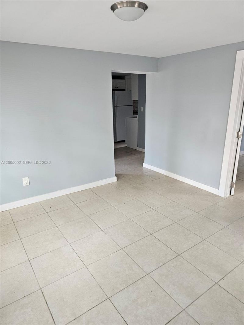 807 SW 4th St, Unit back, Fort Lauderdale, FL 33312 Photo
