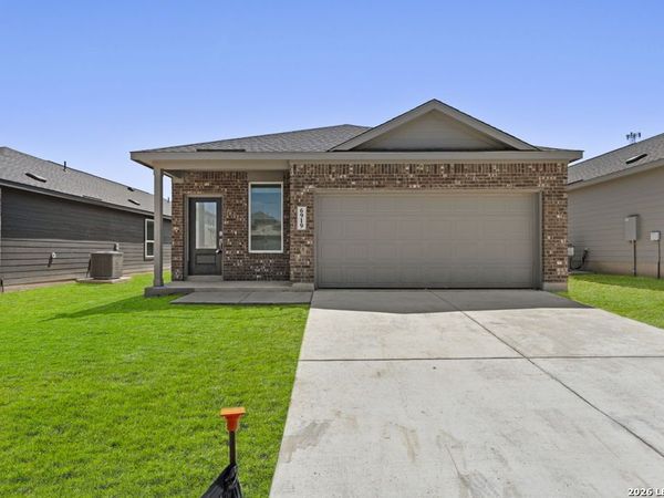 6919 Flores Rd, Spring Branch, TX 78070