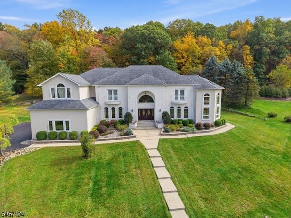 91 Frog Hollow Rd, Tewksbury, NJ 07830