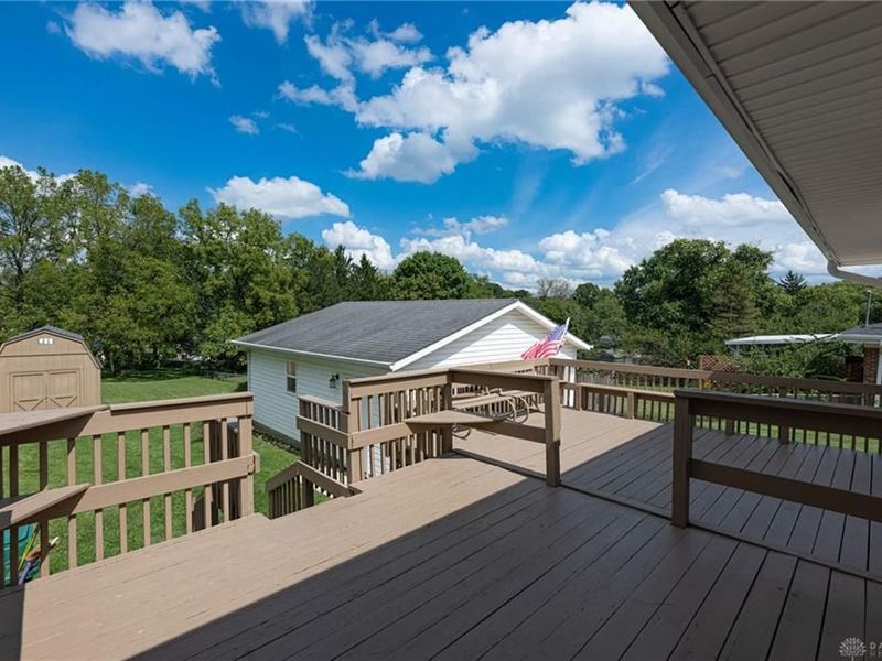 3588 Roselawn Drive, Beavercreek, OH 45430 Photo 11