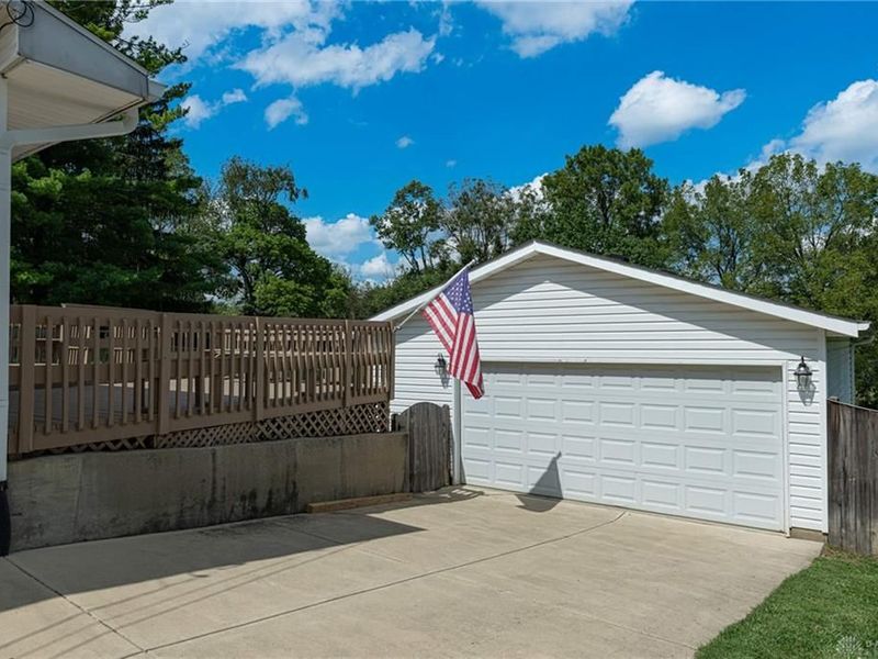 3588 Roselawn Drive, Beavercreek, OH 45430 Photo 14