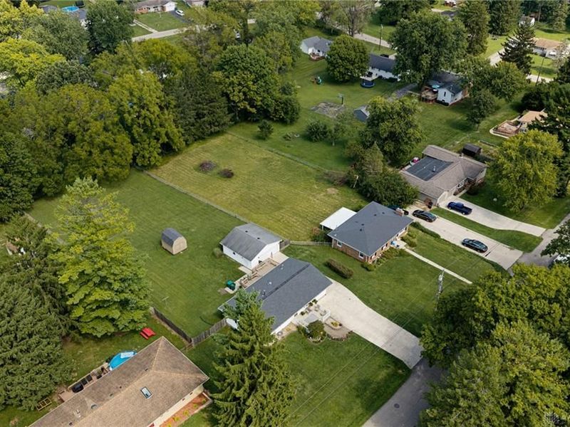 3588 Roselawn Drive, Beavercreek, OH 45430 Photo 17