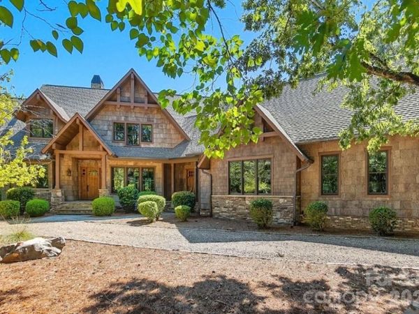 9208 Flying Eagle Lane , Charlotte, NC 28278