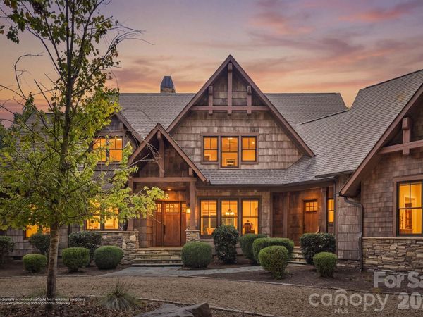 9208 Flying Eagle Lane, Charlotte, NC 28278