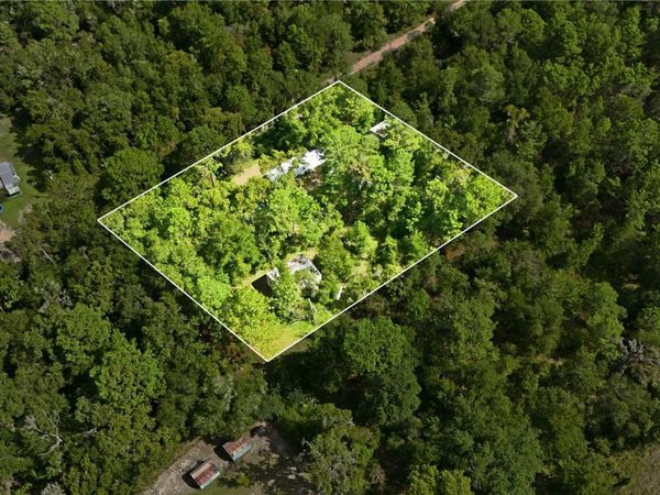105 PERRY AVENUE , SATSUMA, FL 32189