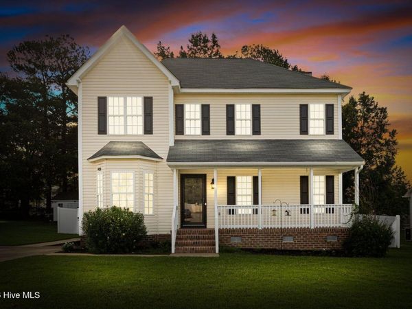 105 Green Bank Court , Rocky Mount, NC 27804