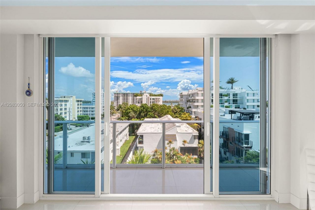 1170 101st St, Unit 601, Bay Harbor Islands, FL 33154 Photo
