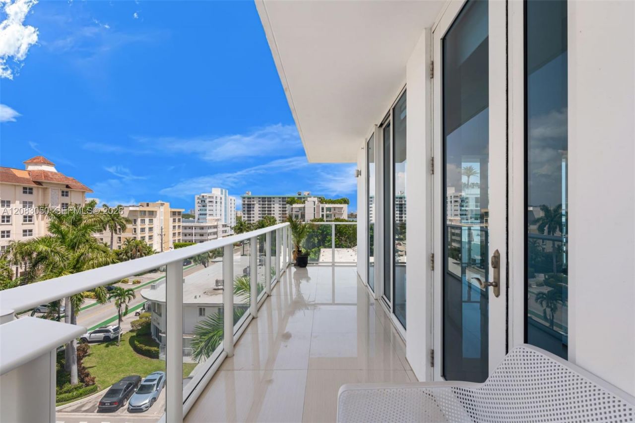 1170 101st St, Unit 601, Bay Harbor Islands, FL 33154 Photo