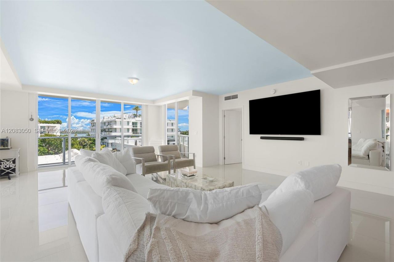 1170 101st St, Unit 601, Bay Harbor Islands, FL 33154 Photo
