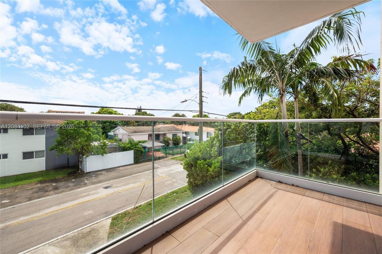 1622 SW 30th Ave , Miami, FL 33145 Photo