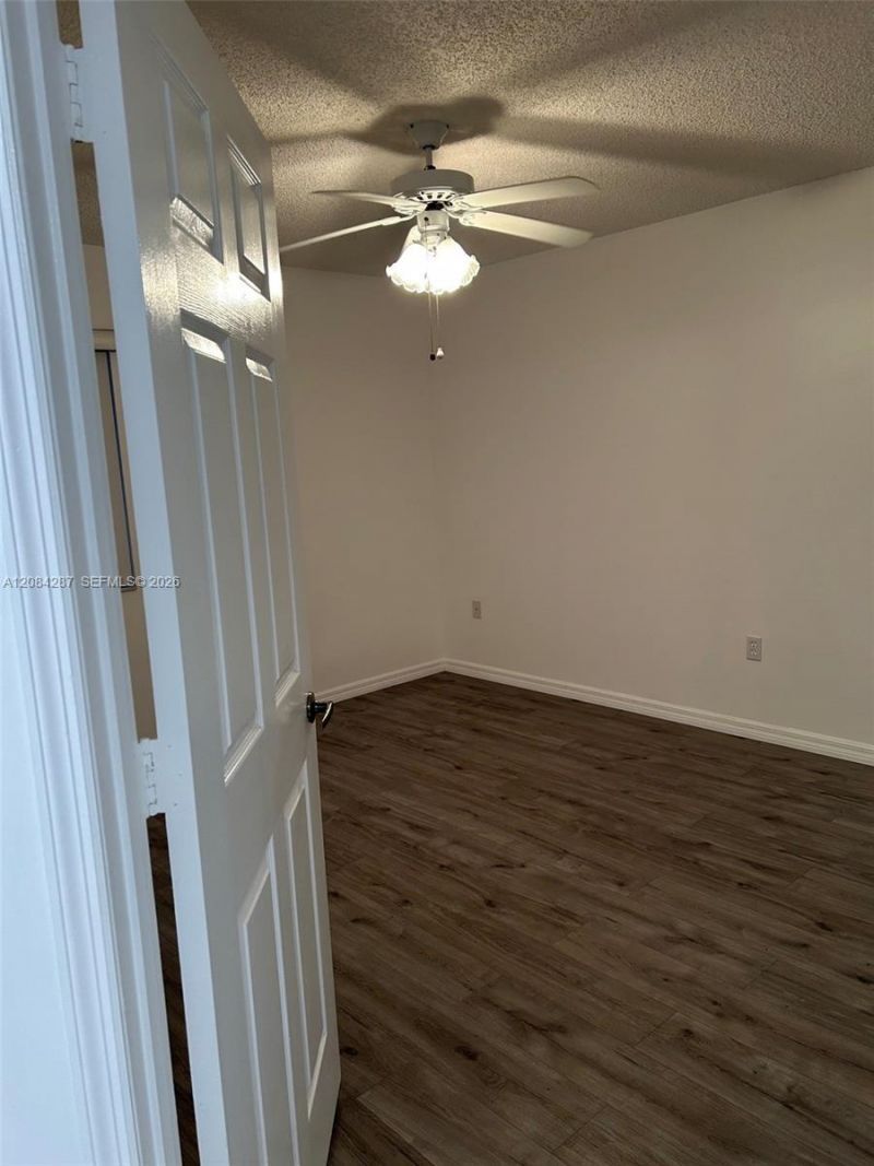 2541 N Nob Hill Rd, Unit 109, Sunrise, FL 33322 Photo