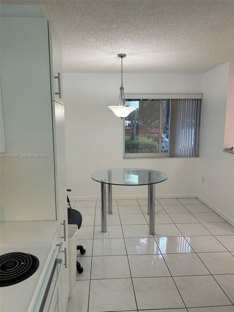 2541 N Nob Hill Rd, Unit 109, Sunrise, FL 33322 Photo