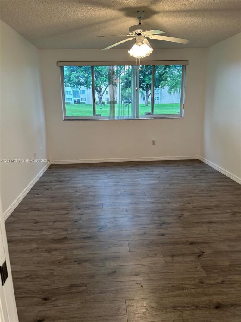 2541 N Nob Hill Rd, Unit 109, Sunrise, FL 33322 Photo