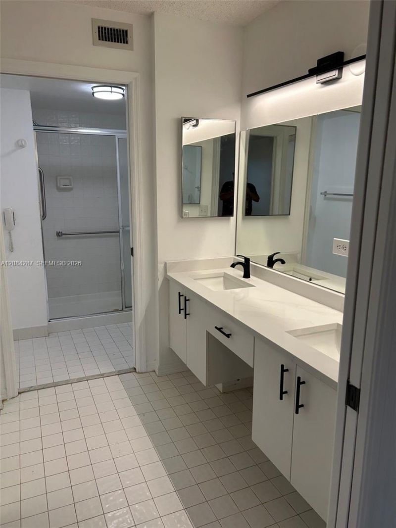 2541 N Nob Hill Rd, Unit 109, Sunrise, FL 33322 Photo