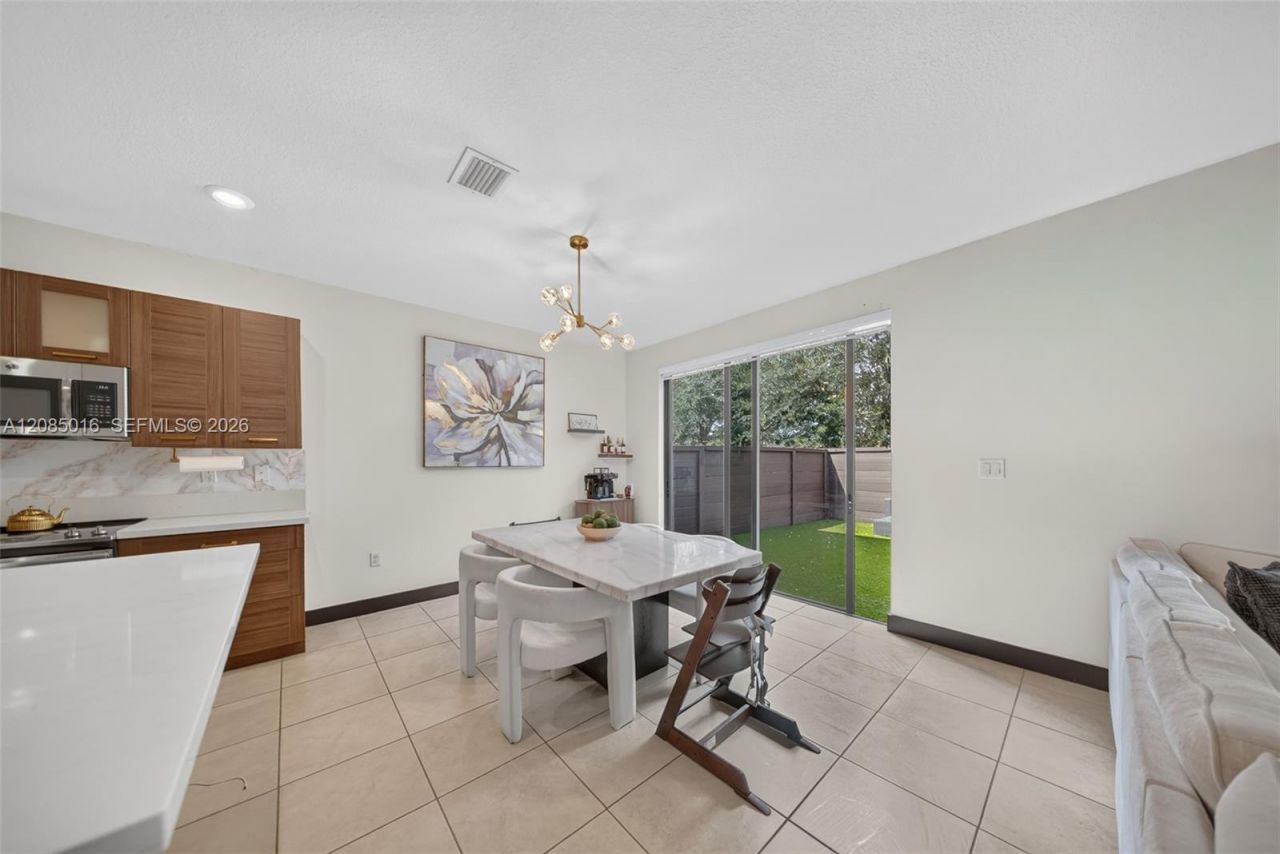 15490 NW 91st Ct , Miami Lakes, FL 33018 Photo