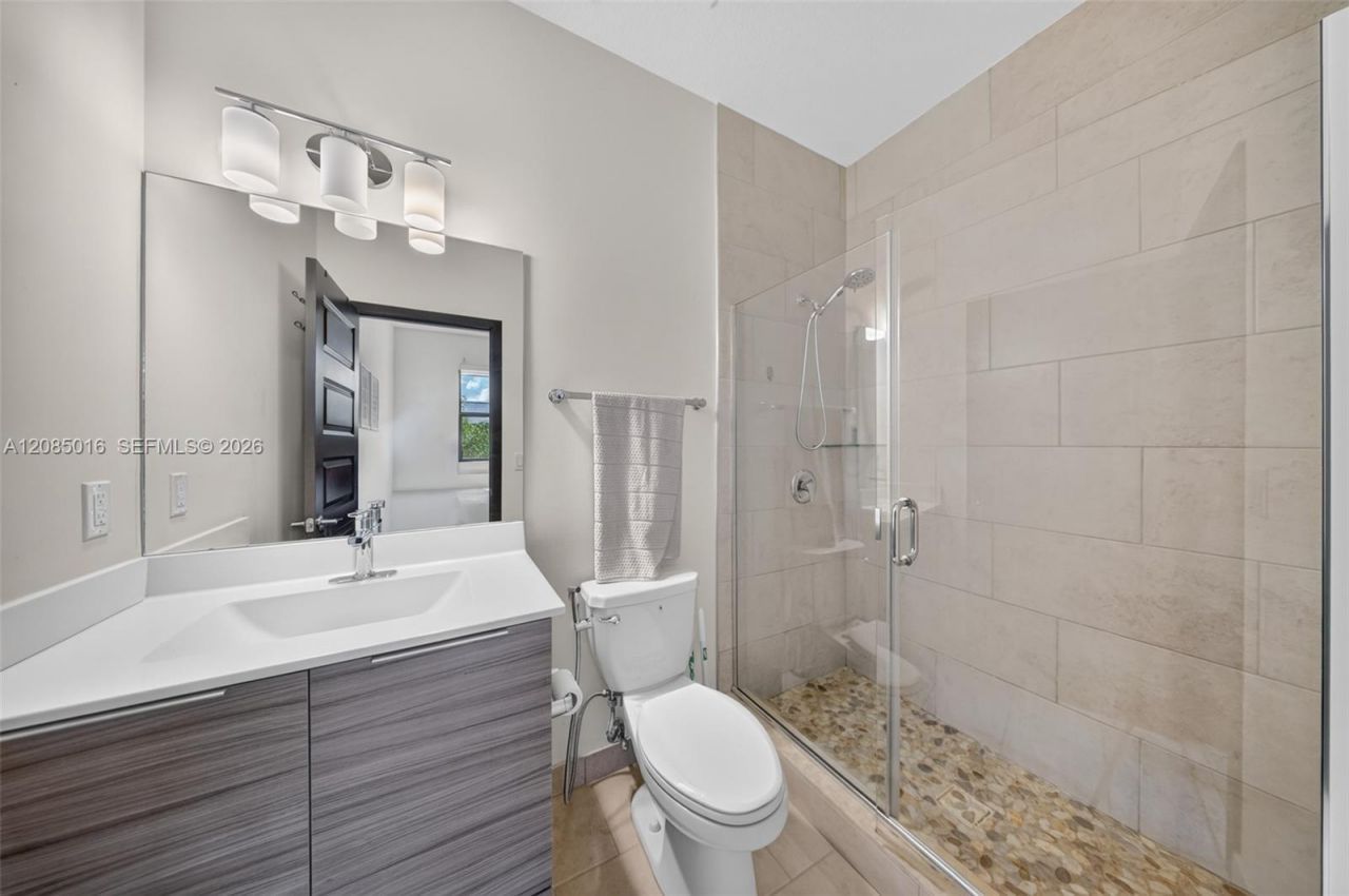 15490 NW 91st Ct , Miami Lakes, FL 33018 Photo