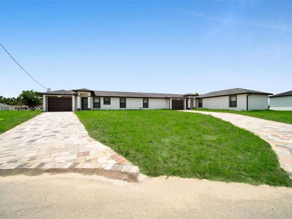 4985 Fairway Ct, Unit 4985, Lehigh Acres, FL 33971