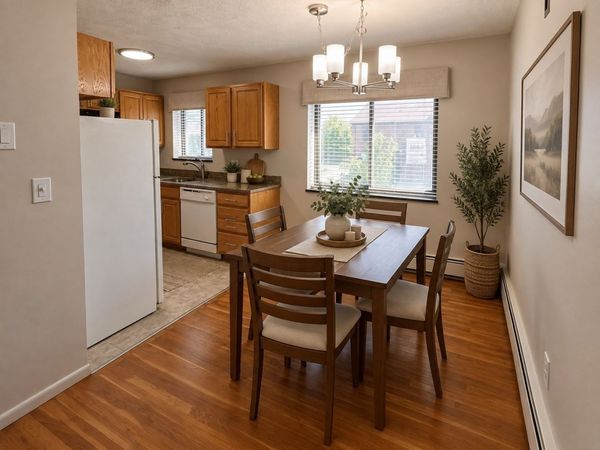 606 South, Unit 606 A, Waltham, MA 02453