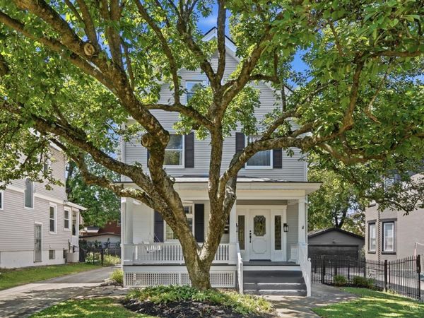3767 Hyde Park Avenue, Cincinnati, OH 45209