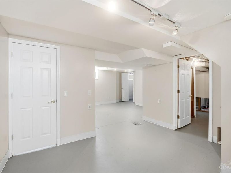 3767 Hyde Park Avenue, Cincinnati, OH 45209 Photo 30
