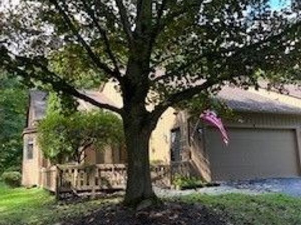9 Circle Wood Road , Rochester, NY 14625