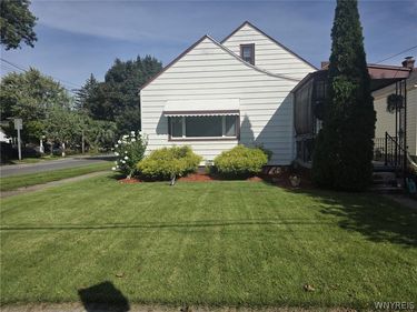 563 31st Street, Niagara Falls, NY 14301