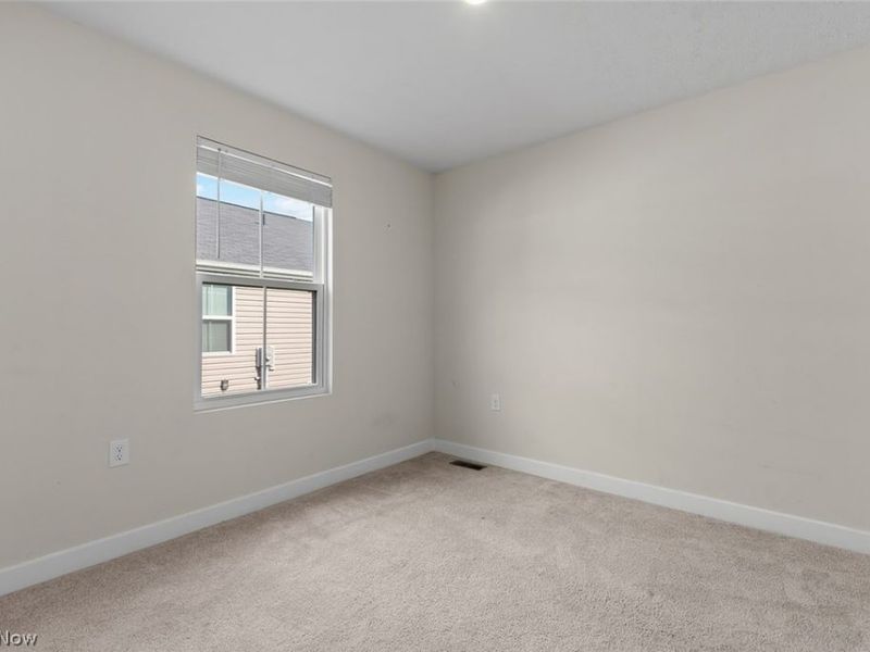 7030 Gauntlet Street SW, Massillon, OH 44646 Photo 22