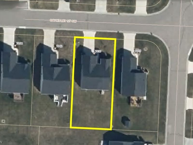 7030 Gauntlet Street SW, Massillon, OH 44646 Photo 3