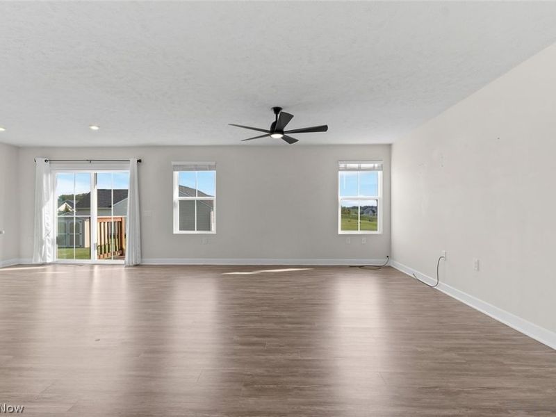 7030 Gauntlet Street SW, Massillon, OH 44646 Photo 6