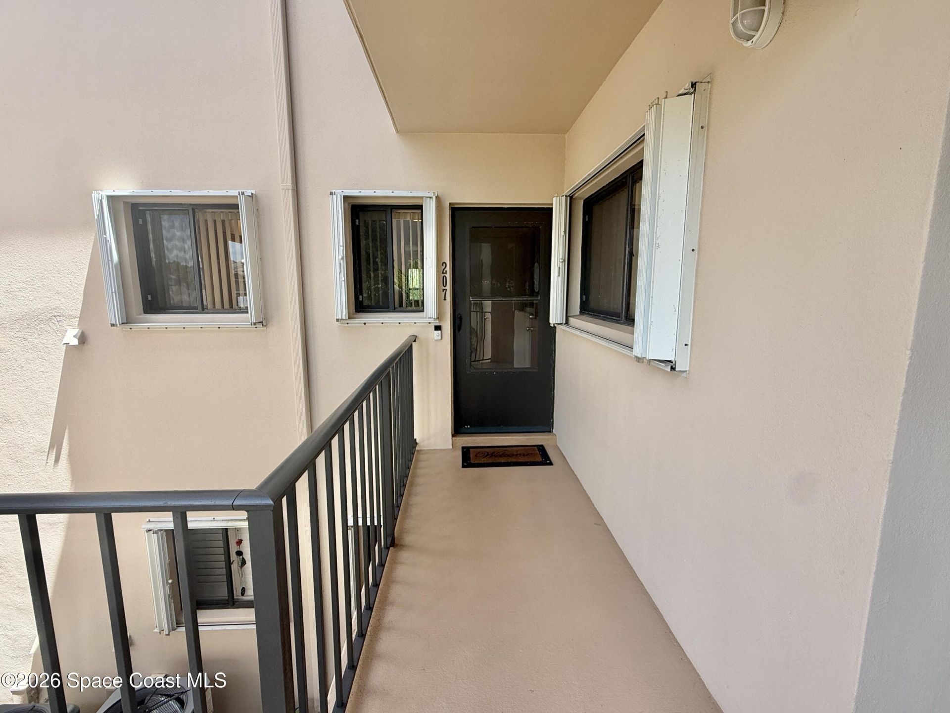 6175 S Mirror Lake Drive, Unit 207, Sebastian, FL 32958 Photo