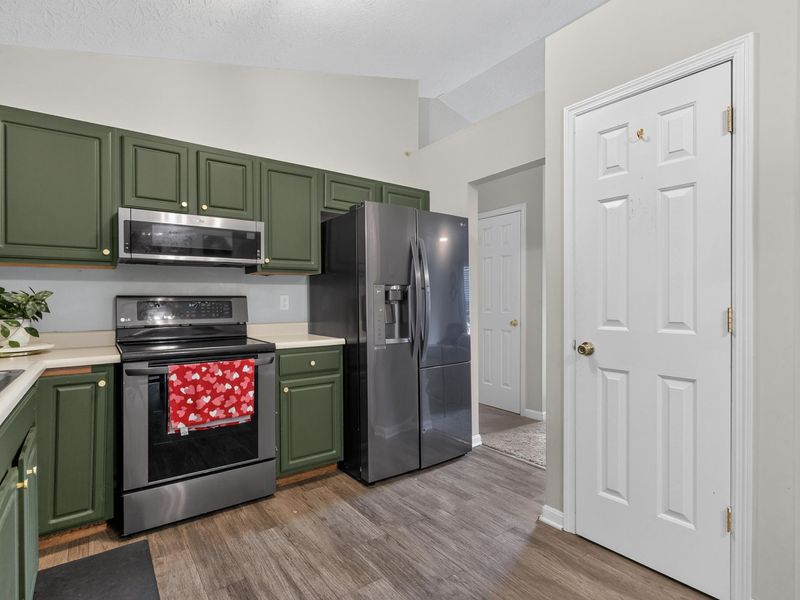 868 Virginiabradford Court, Elsmere, KY 41018 Photo 6