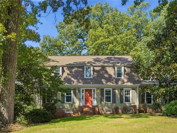 5087 Pine Bark Circle , Dunwoody, GA 30338