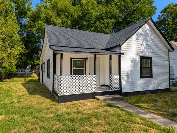 305 S Rosehill Avenue , Cleveland, OK 74020