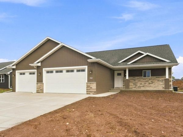 W7032 JACLYN LANE, Greenville, WI 54942