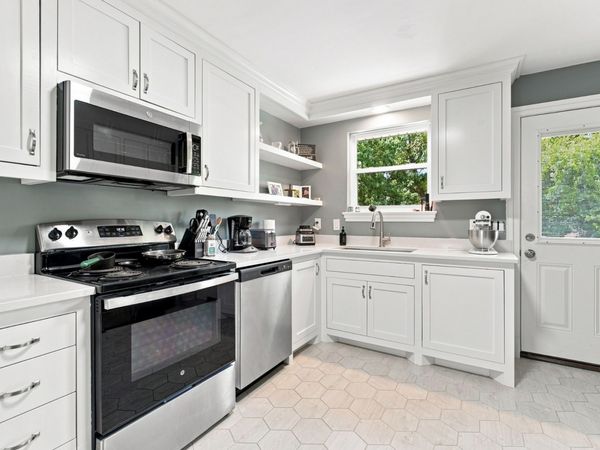 4637 Forest Ridge Dr , Hermitage, TN 37076