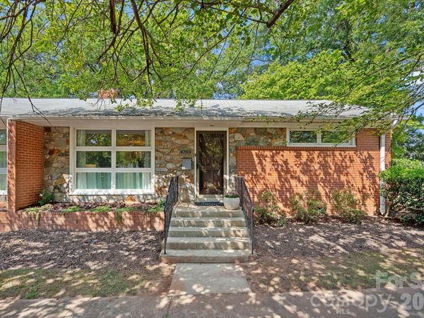 4703 Woodlark Lane, Charlotte, NC 28211