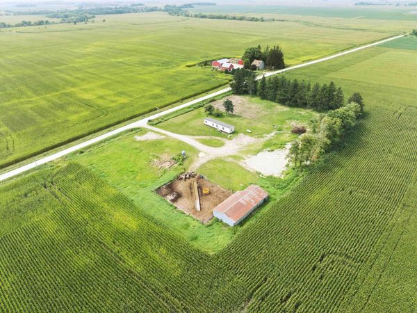 18236 90th Street, Maynard, IA 50655