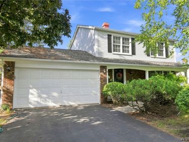 37 Heritage Drive, Lancaster, NY 14086